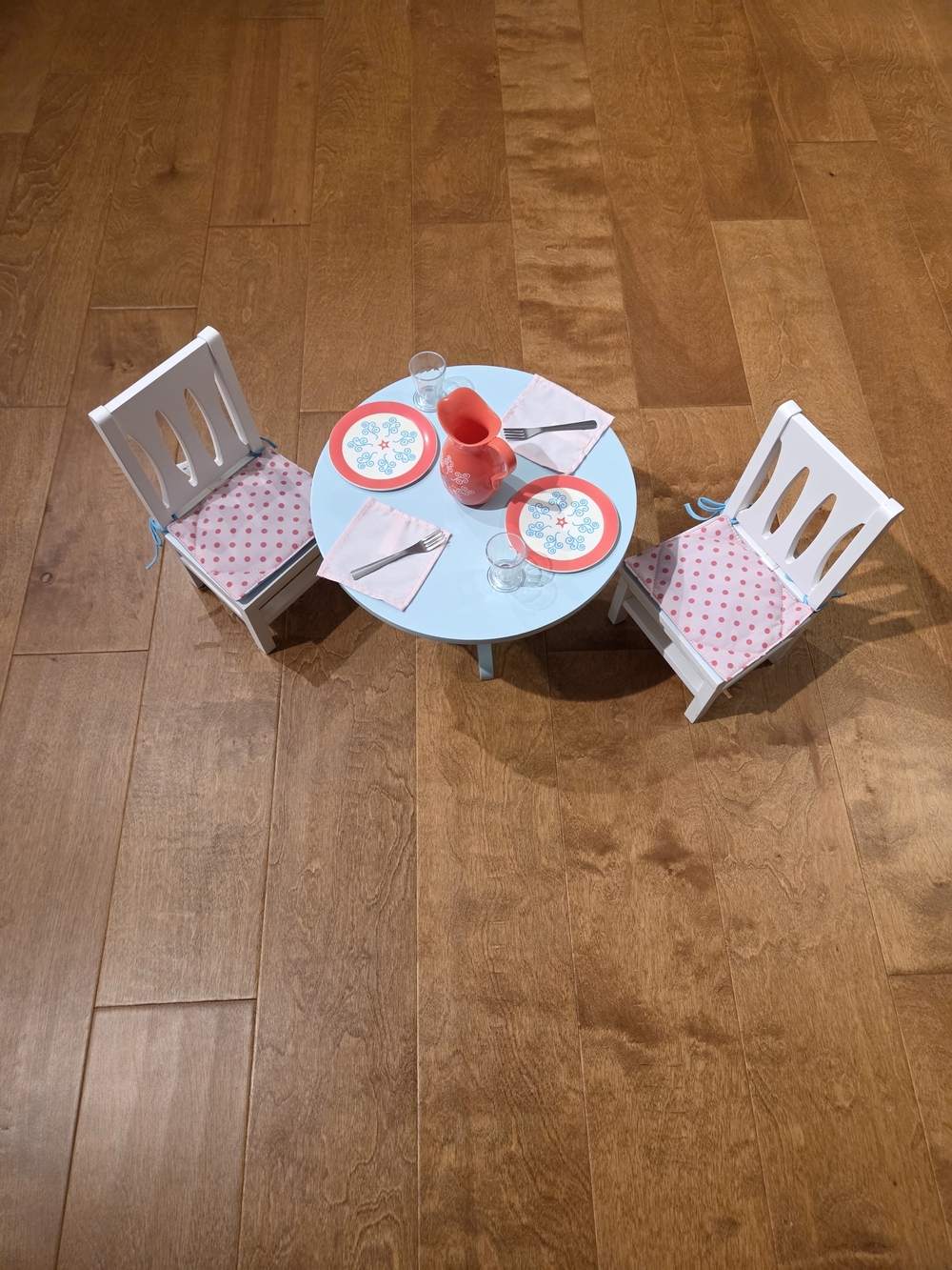American Girl Truly Me Table And. Chairs Set